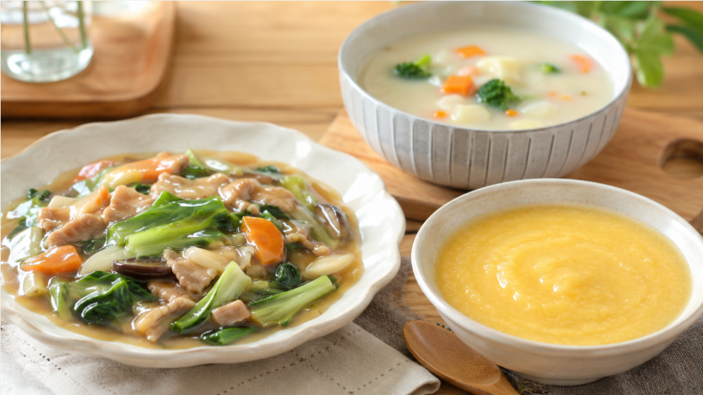 片栗粉のとろみを活かしたあんかけ料理・スープ・介護食の盛り付け例